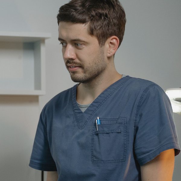 Dr Chloé Bernard