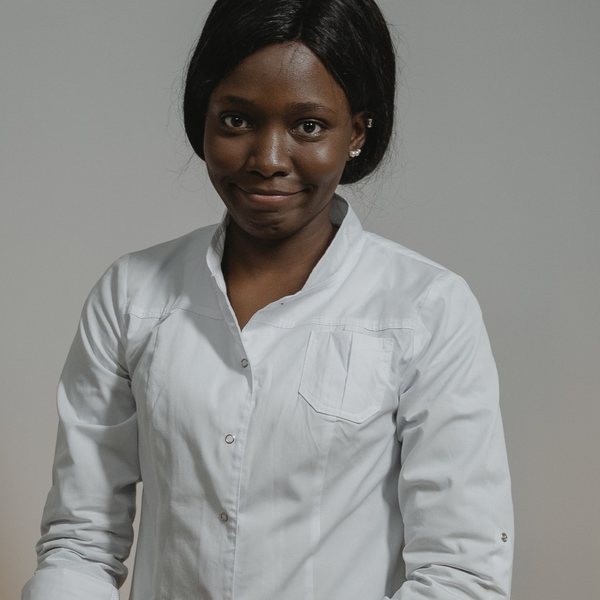Dr Léa Moreau